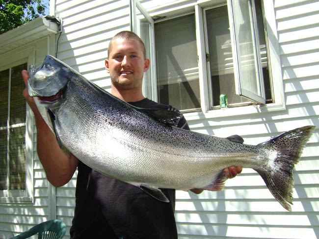 28 lbs King Salmon in Sturgeon Bay